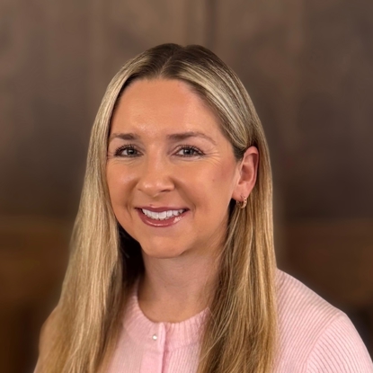 Melissa Volk Headshot