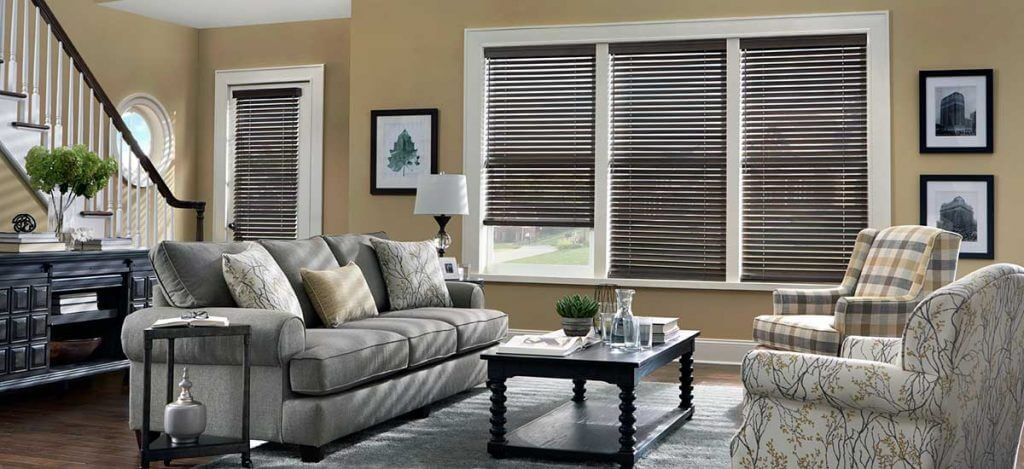 Traditional interior design is a style that centers around warmth and comfort. The traditional interior design style centers around warmth and comfort.