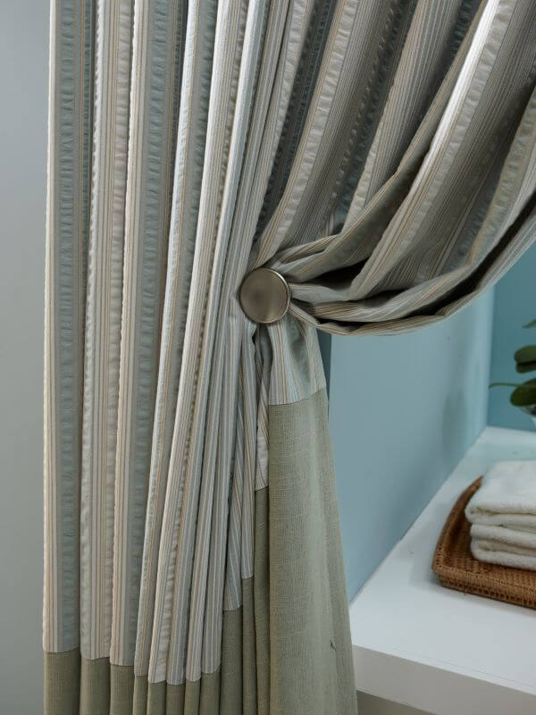 Tie-backs are accessories used to hold back the sides of the curtain or drape in an open position. Tie-backs are accessories used to hold back the sides of the curtain or drape in an open position.