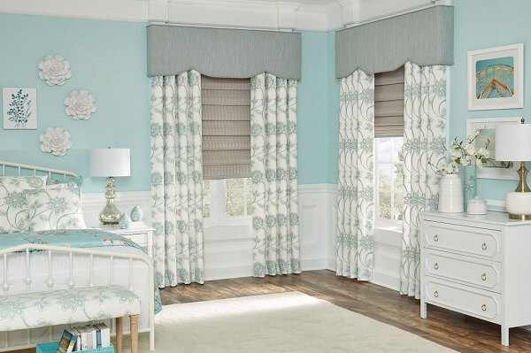 A growing trend for 2022 is the combination of colors and patterns to make a room more colorful and dynamic. A growing trend for 2022 is the combination of colors and patterns to make a room more colorful and dynamic.