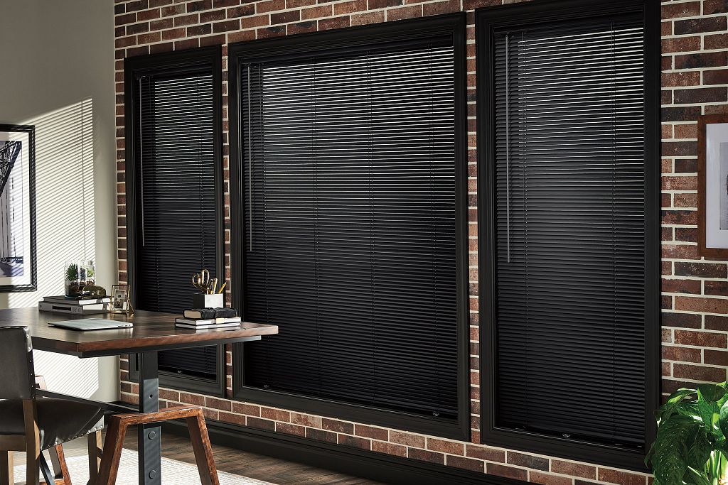 aluminum blinds